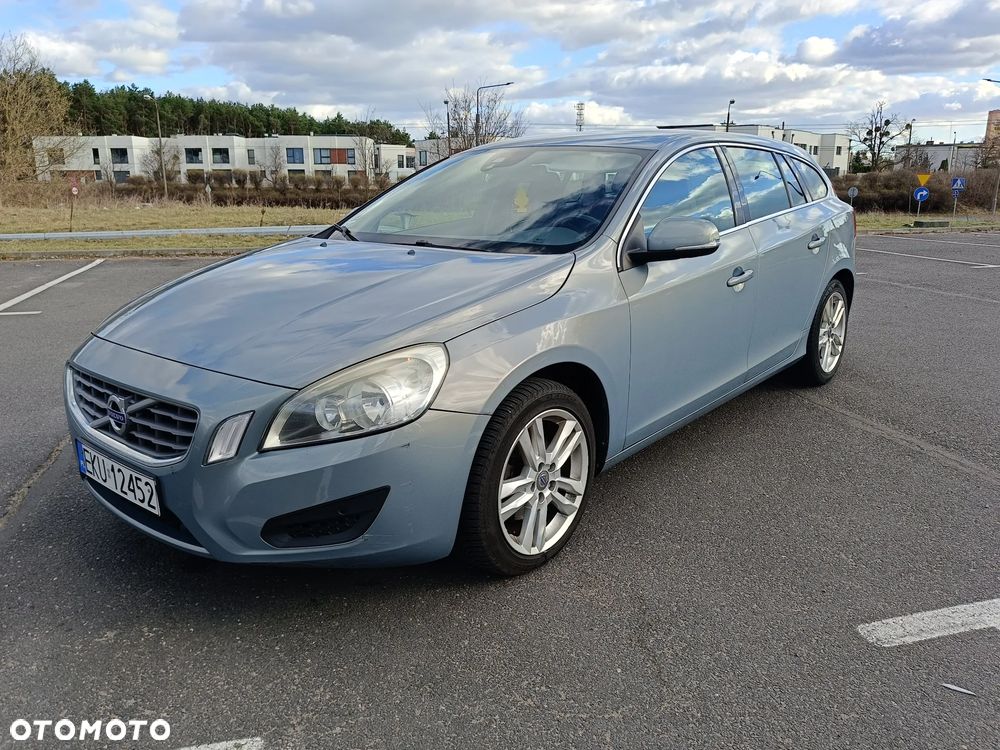 Volvo V60 D3 Summum - 1