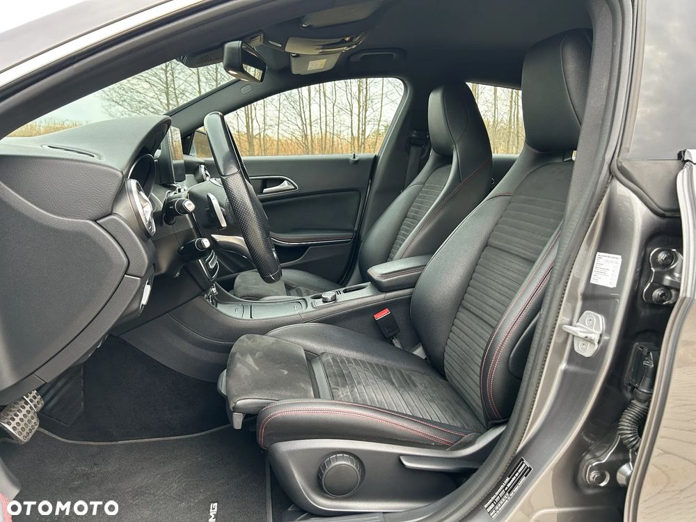 Mercedes-Benz CLA 180 7G-DCT AMG Line - 18