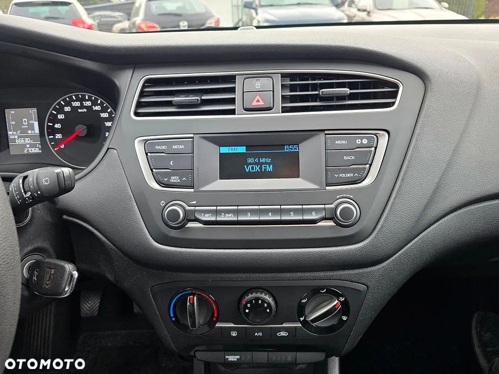 Hyundai i20 1.2 Classic - 29