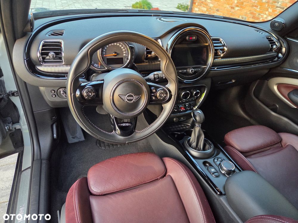 MINI Clubman Cooper - 16