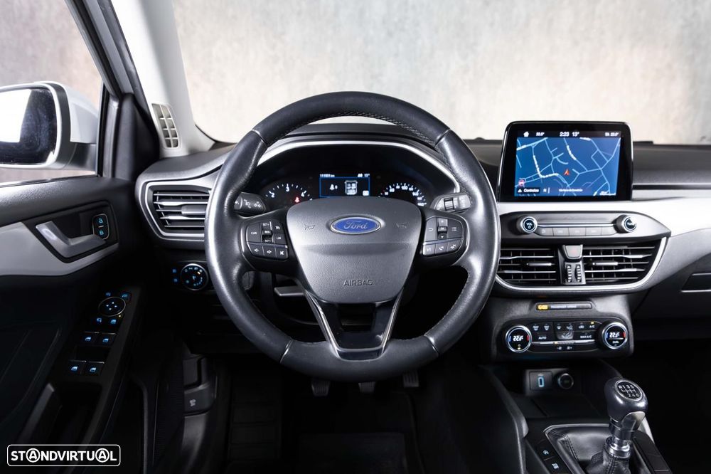 Ford Focus SW 1.5 TDCi Titanium - 35