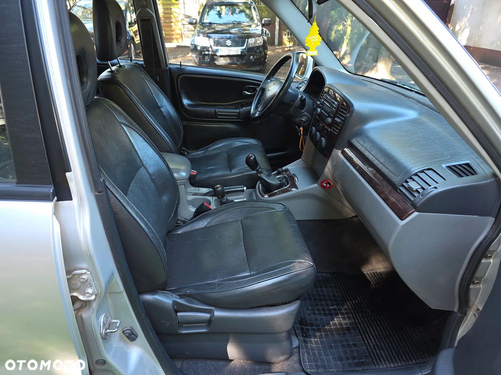 Suzuki Grand Vitara 2.0 TD Comfort Limited - 11