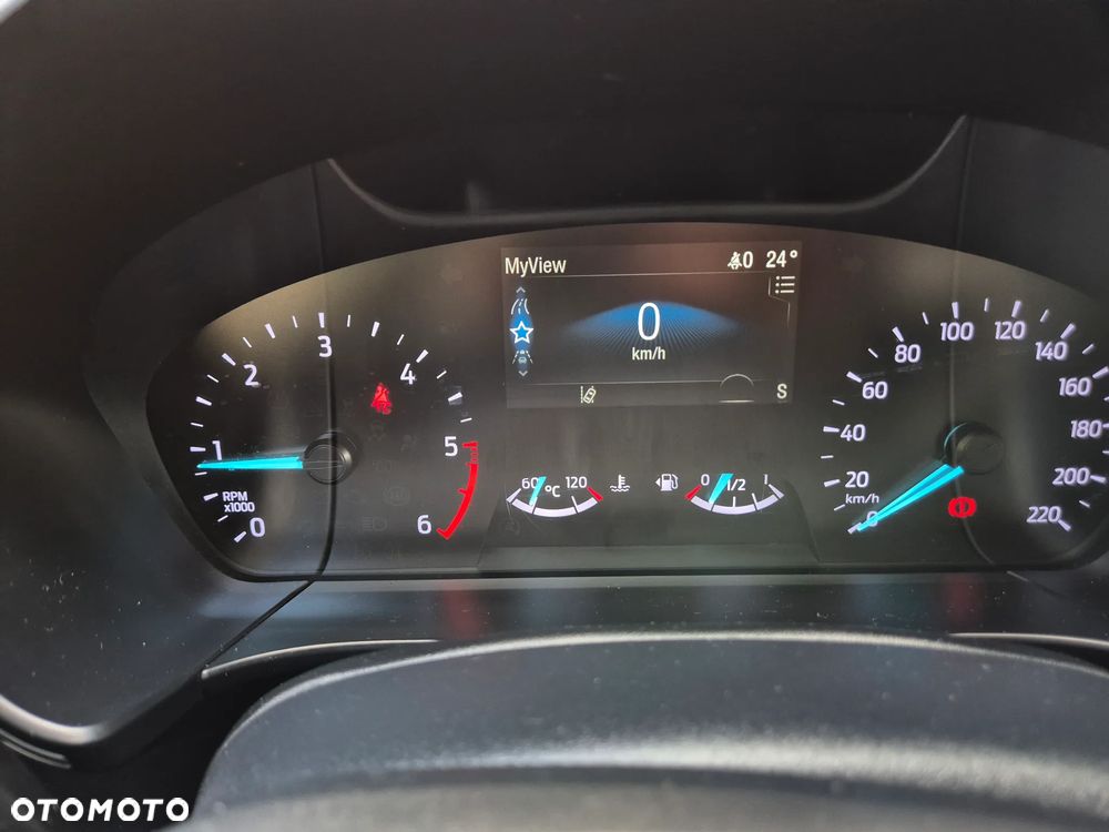 Ford Kuga 2.0 EcoBlue mHEV FWD Titanium - 18