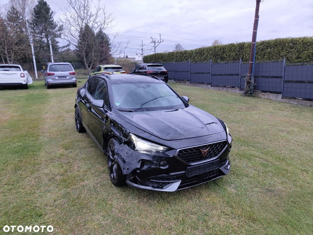 Cupra Formentor 2.0 TSI 4Drive DSG VZ Black Edition - 10