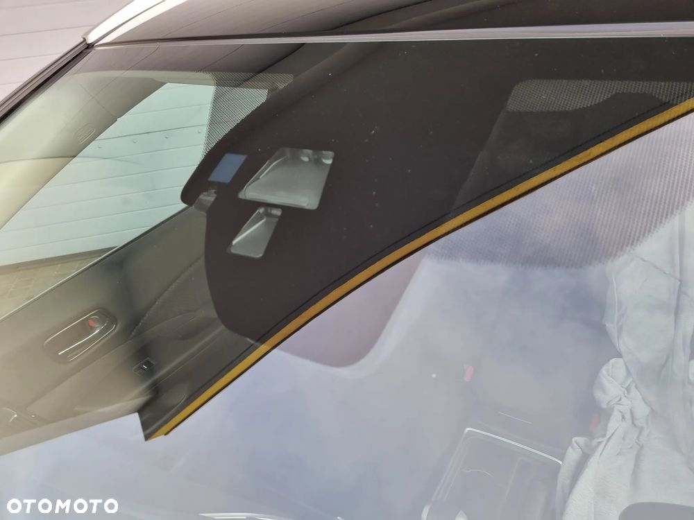 Honda CR-V 2.0i-VTEC 4WD Automatik Elegance - 32