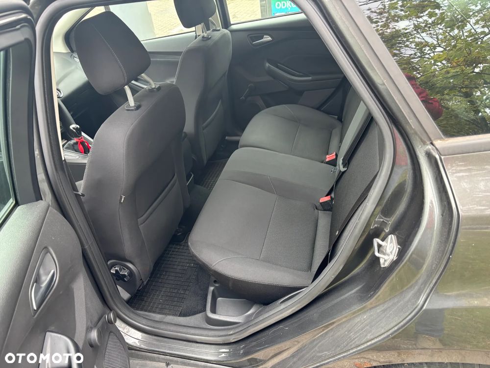 Ford Focus - 12