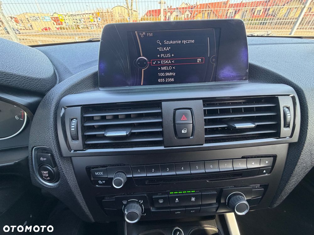 BMW Seria 1 120d - 12