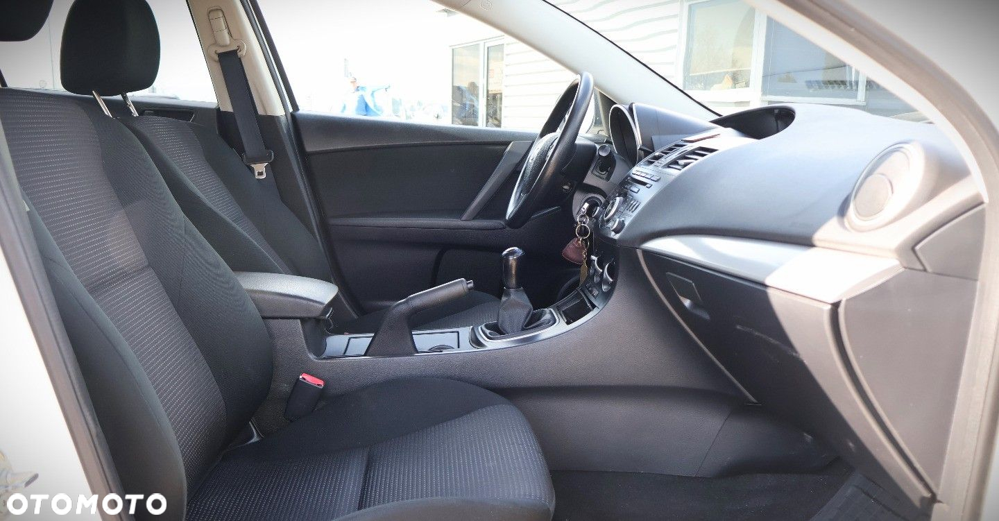 Mazda 3 - 16