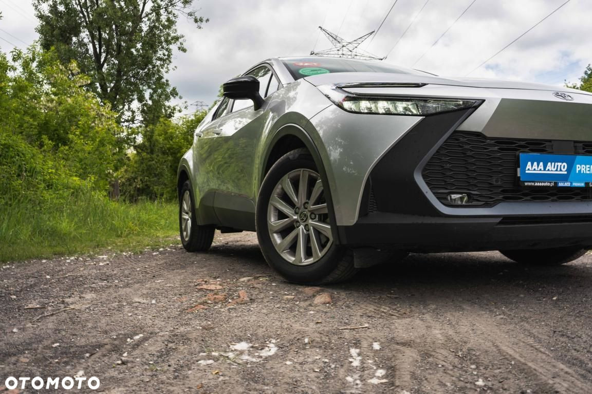 Toyota C-HR - 10
