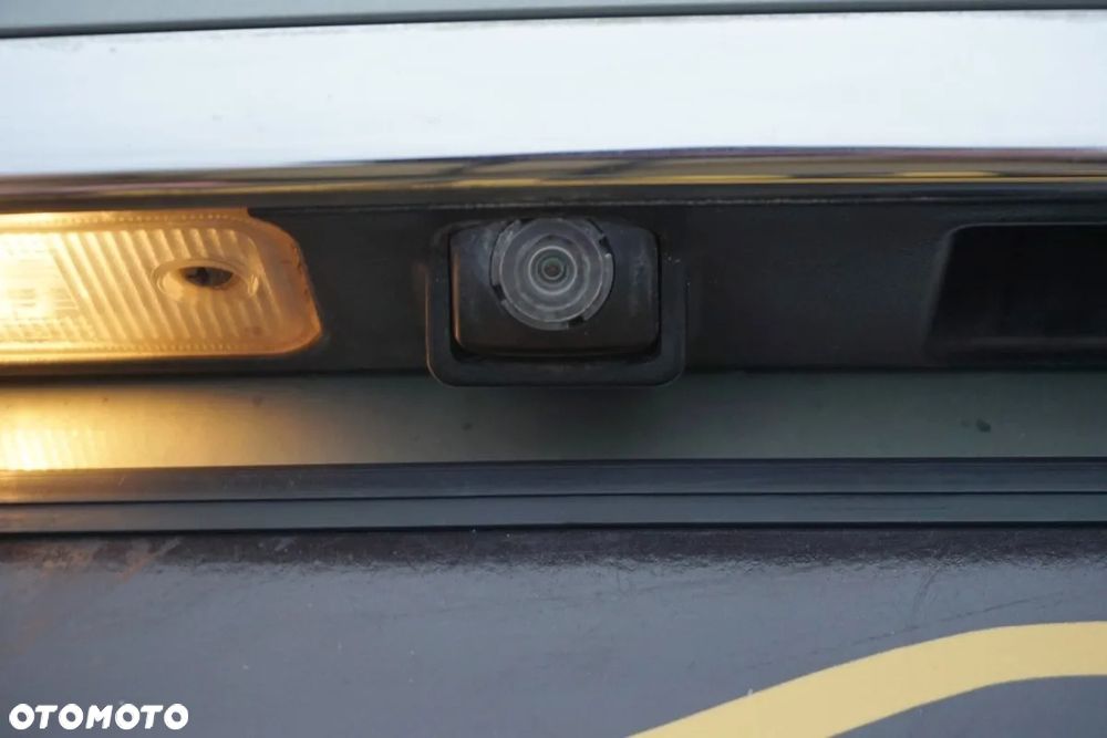 Kia Carens 1.7 CRDi XL 7os - 20