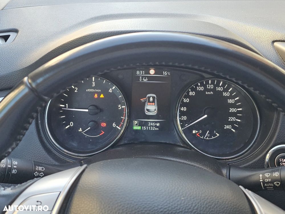Nissan Qashqai 1.6 DCI Start/Stop X-TRONIC Tekna - 16