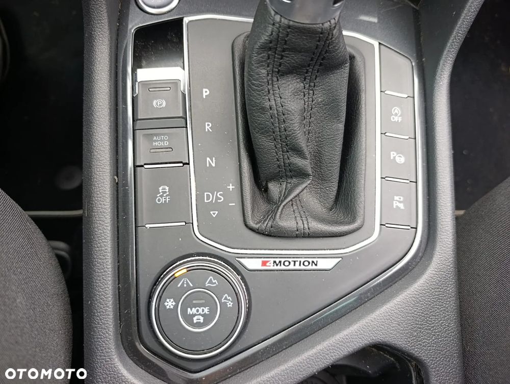 Volkswagen Tiguan 2.0 TSI BMT 4Mot Highline DSG - 24