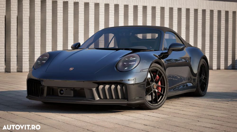 Porsche 911 Carrera 4 GTS PDK - 1
