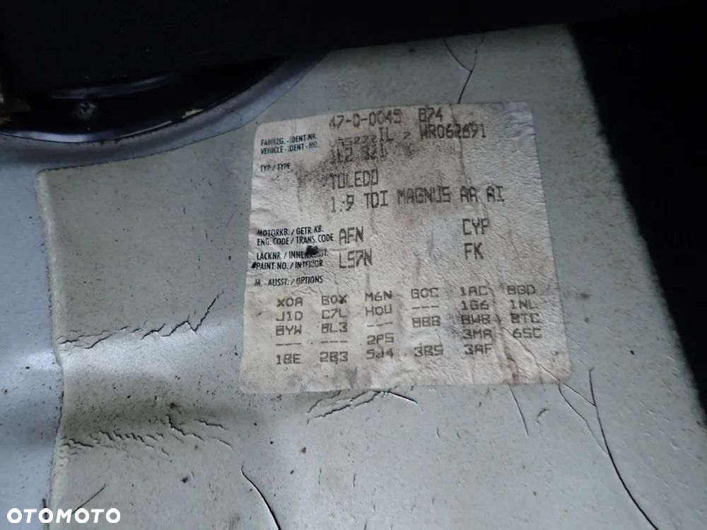 CZĘŚCI - Seat Toledo I 1,9TDI 110KM AFN FILM 5B CYP HB lakier LS7N 1998r. INDEX - 9718 - 6