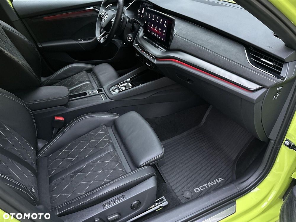 Skoda Octavia 2.0 TSI RS DSG - 8
