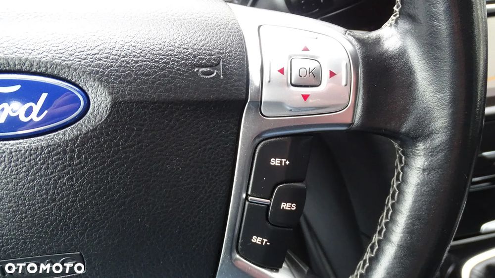 Ford S-Max 2.0 TDCi DPF Titanium - 18