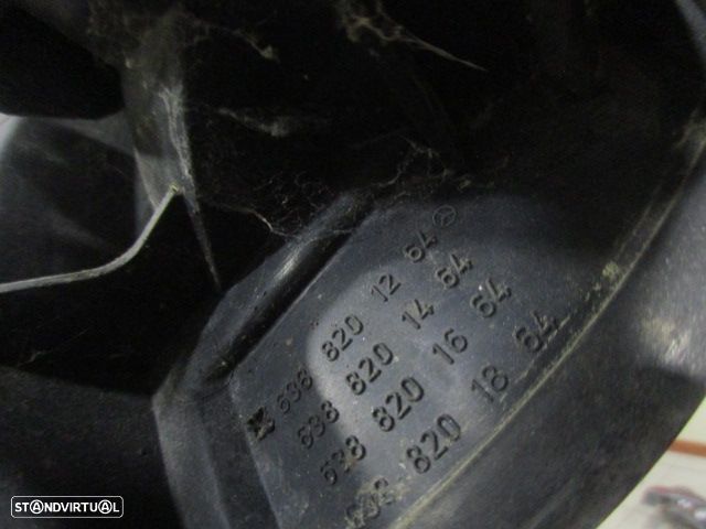 Farol Tras 6388201264 6388201464 6388201664 6388201864 MERCEDES VITO 1 COMBI W638 1999 2.2CDI 112CV 4P VERDE TROPA ESQ ORIGINAL YORCA Danificado - 5