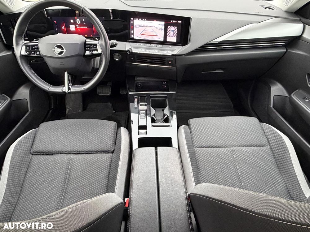 Opel Astra 1.2L Turbo Start/Stop AT8 Business Edition - 16