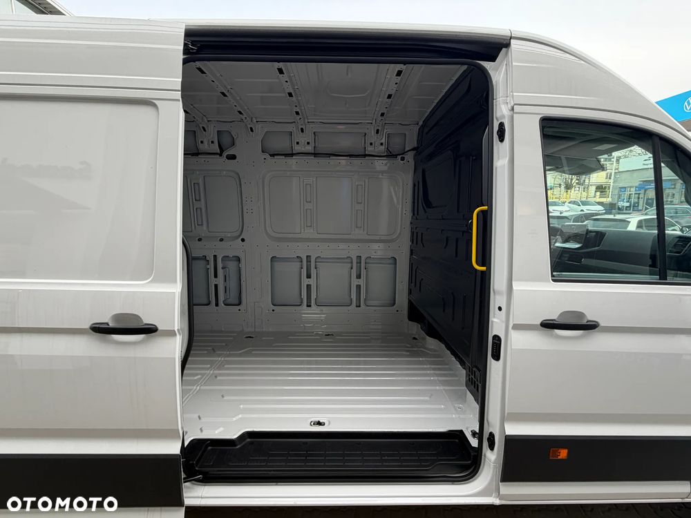 Volkswagen Crafter - 11