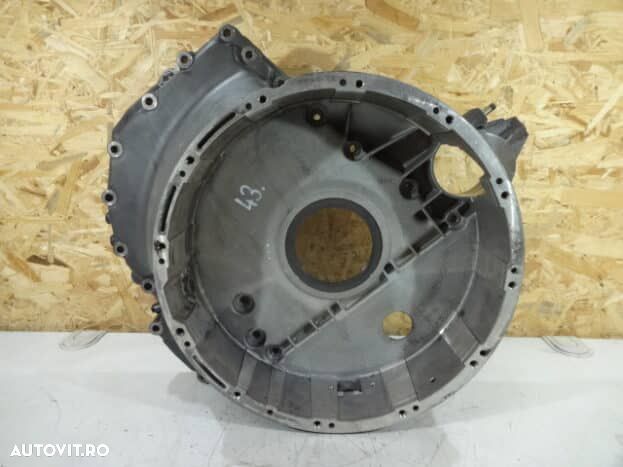 Carcasa volanta mercedes benz atego a9040152002 - 1