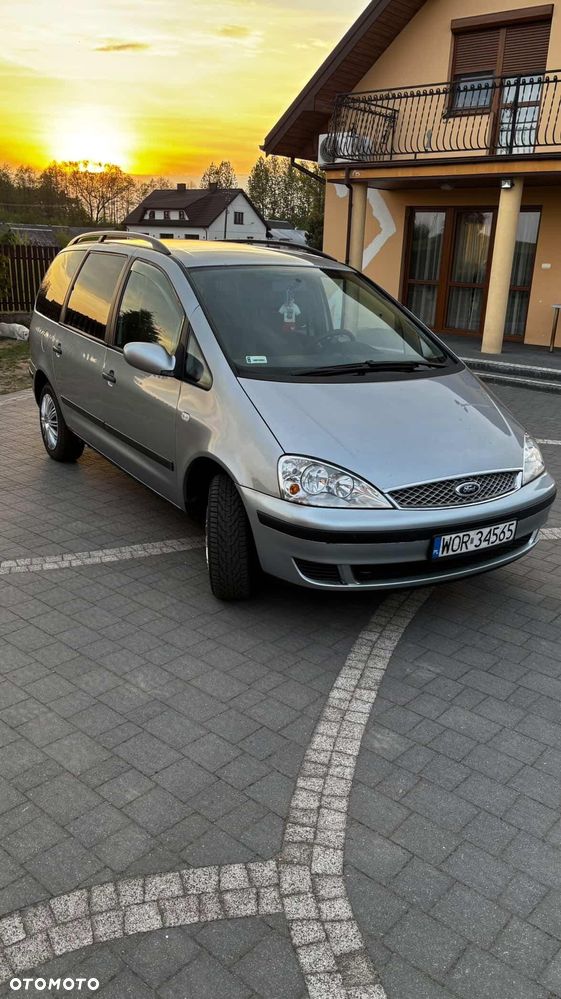Ford Galaxy - 1