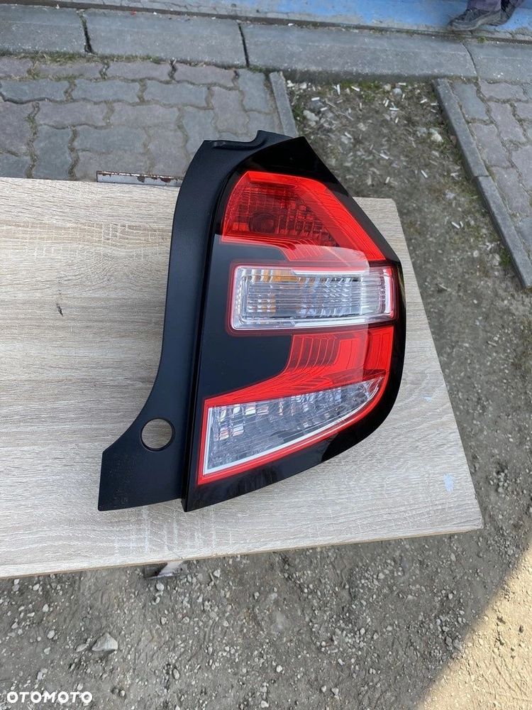 LAMPA TYŁ TYLNA PRAWA RENAULT TWINGO III 265501361R 14-18 - 2