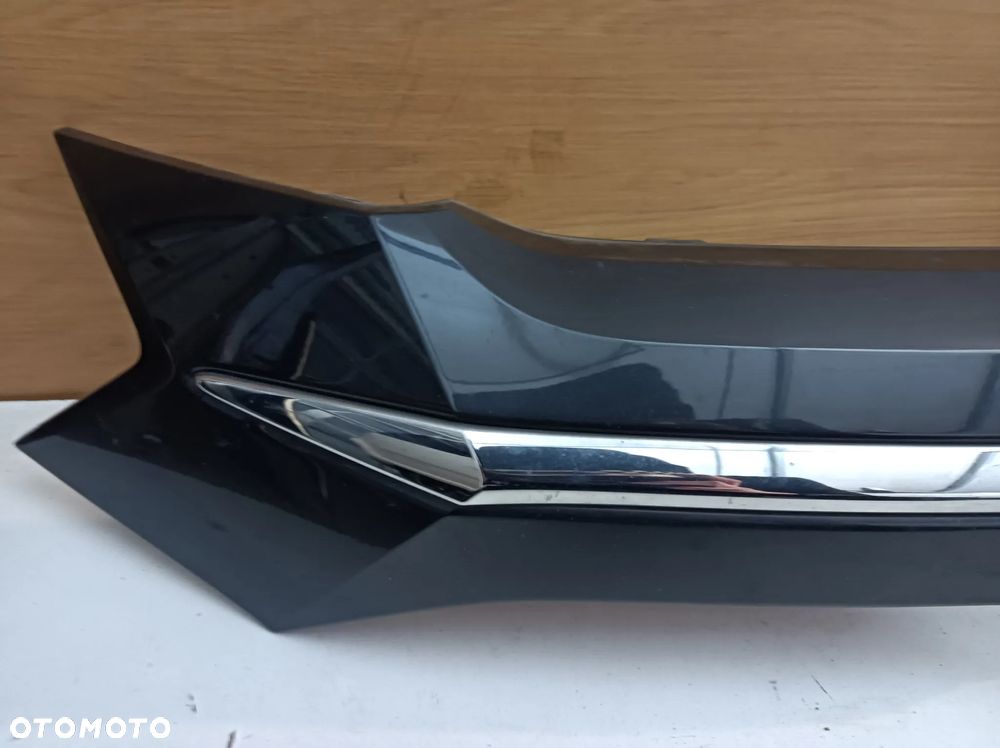 KRATKA ATRAPA GRILL HONDA HR-V II 15- 7112-T7W-00 - 2