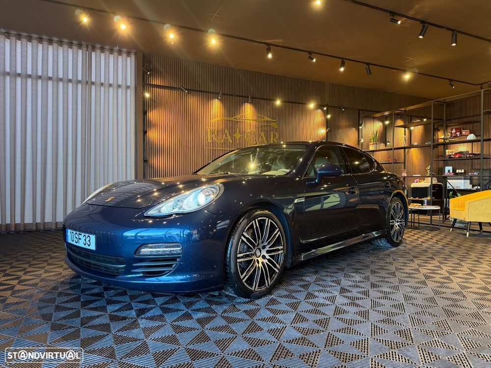 Porsche Panamera Platinum Edition - 2