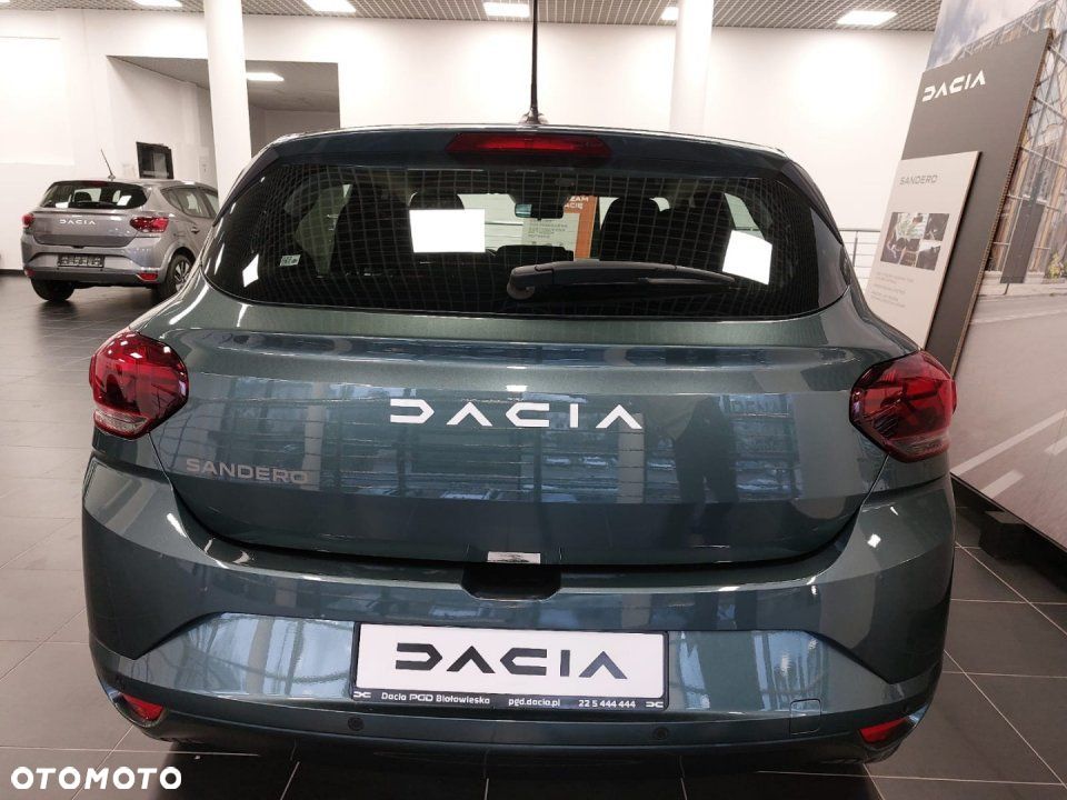 Dacia Sandero - 4