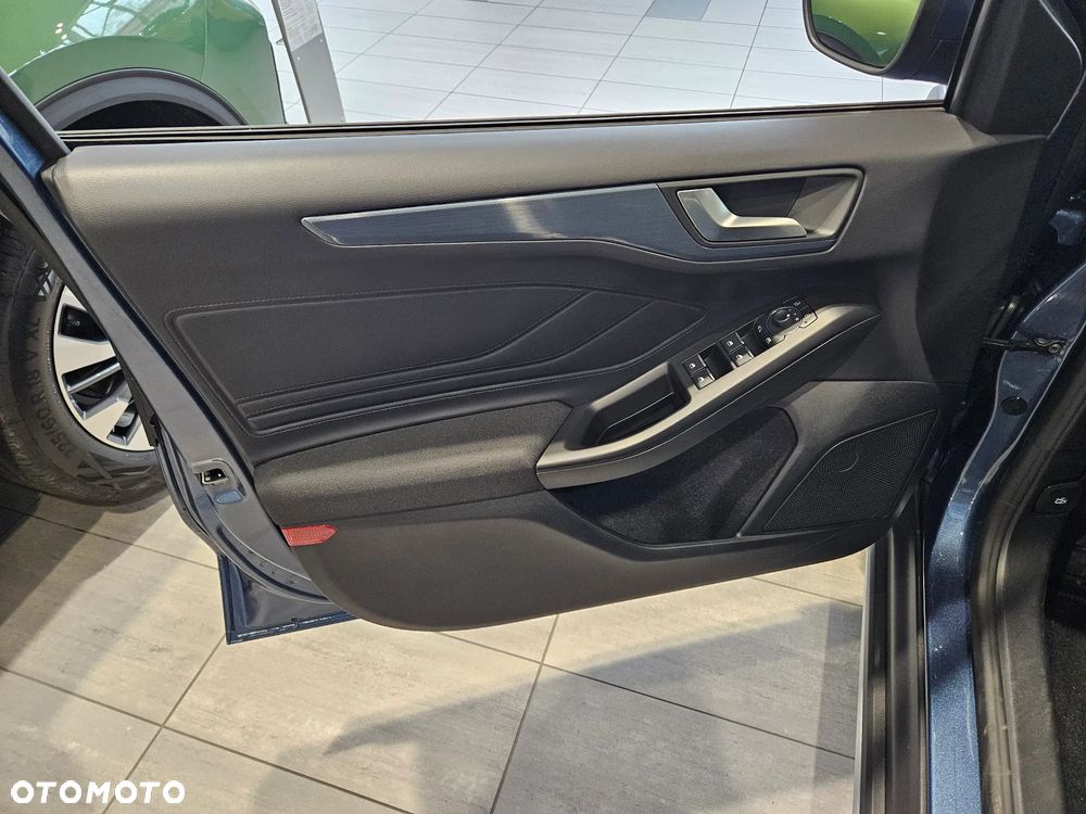 Ford Focus 1.0 EcoBoost mHEV Active X - 17