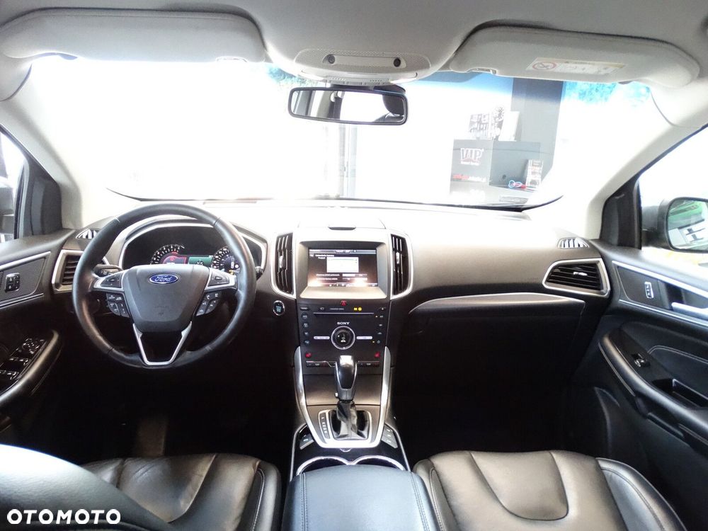 Ford Edge - 40