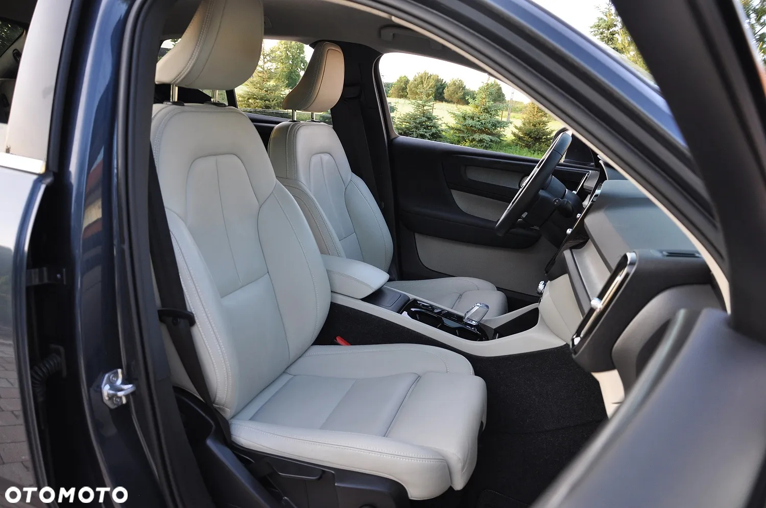 Volvo XC 40 - 20