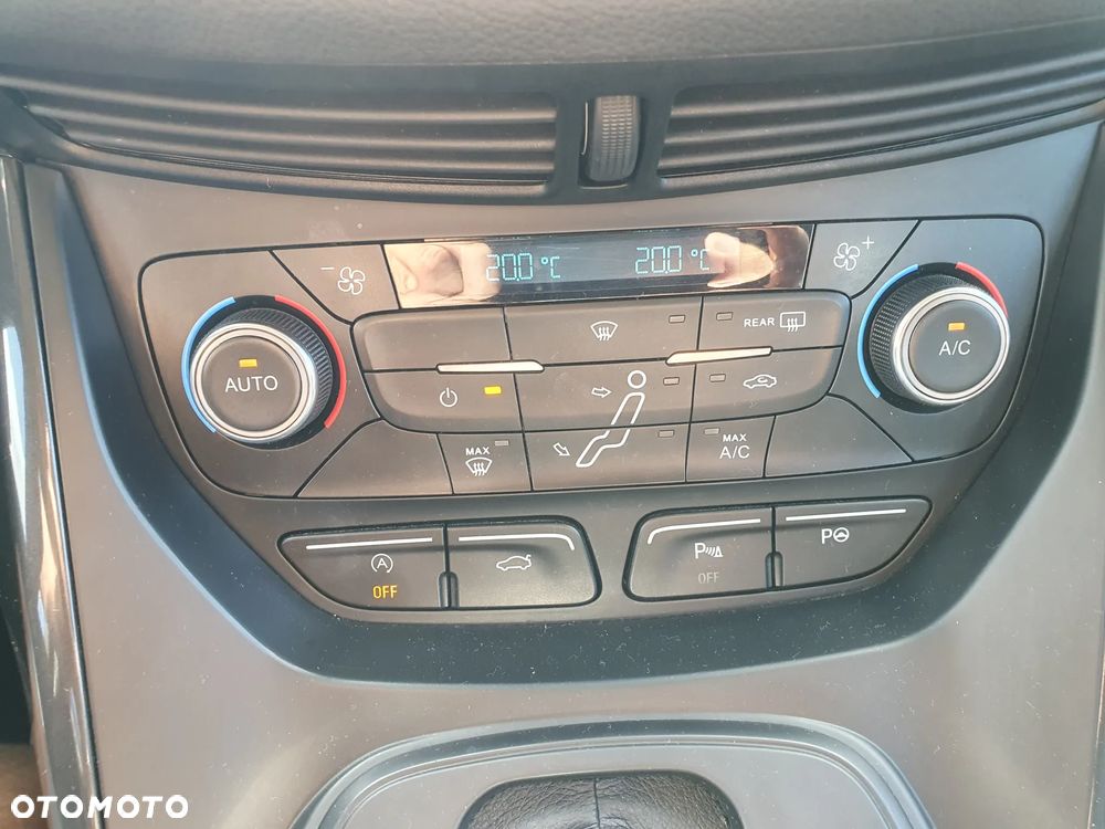 Ford Grand C-MAX - 21