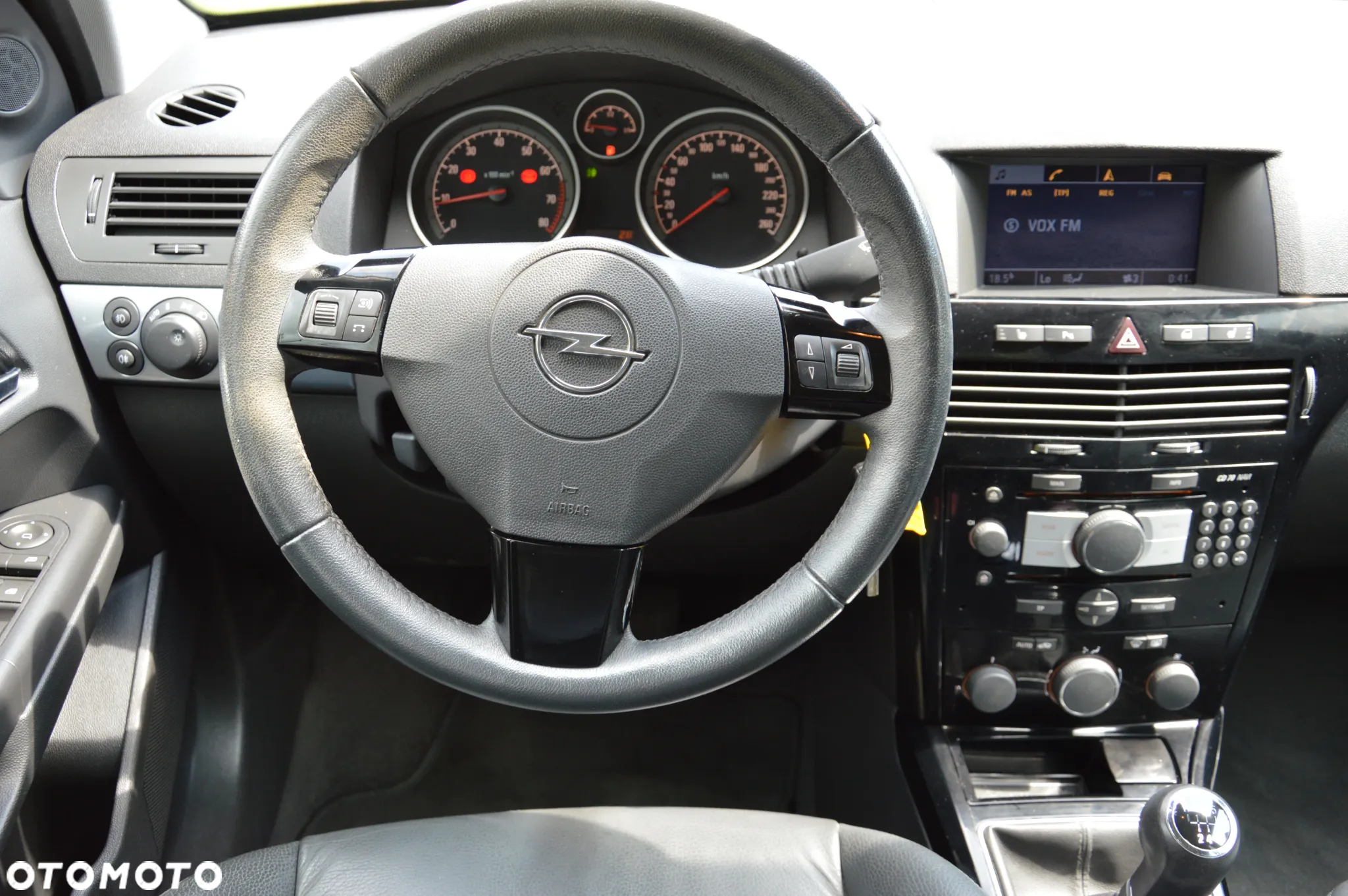 Opel Astra 1.6 Cosmo - 16