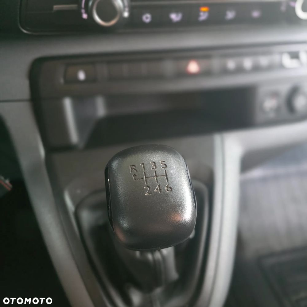 Toyota ProAce - 17
