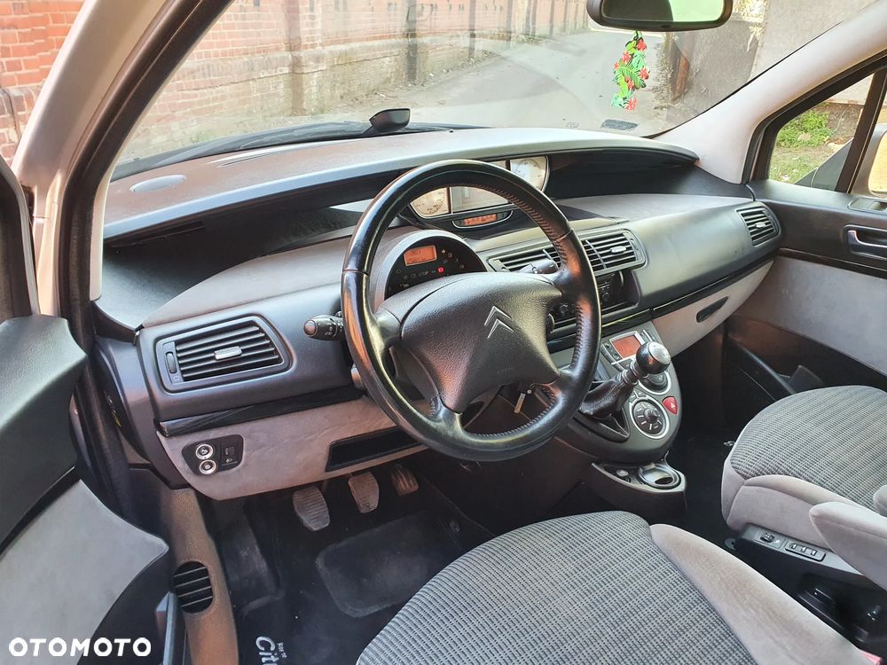 Citroën C8 - 11