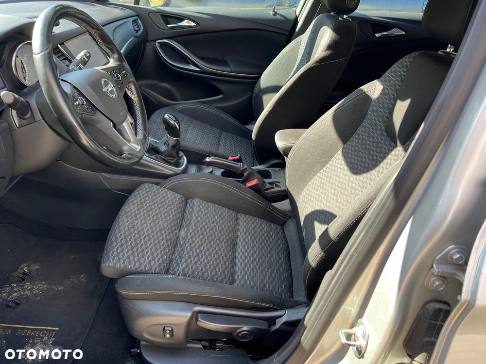 Opel Astra - 8