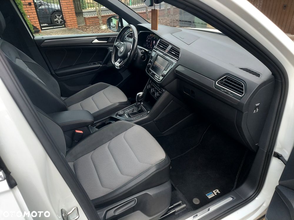 Volkswagen Tiguan 2.0 TDI SCR 4MotION DSG R-Line - 9