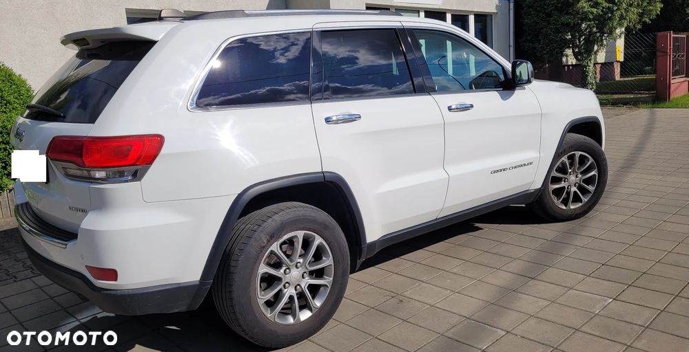Jeep Grand Cherokee - 13