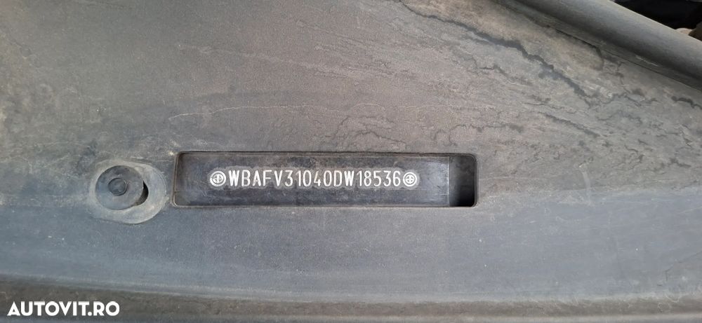 BMW Seria 5 530d xDrive AT - 16