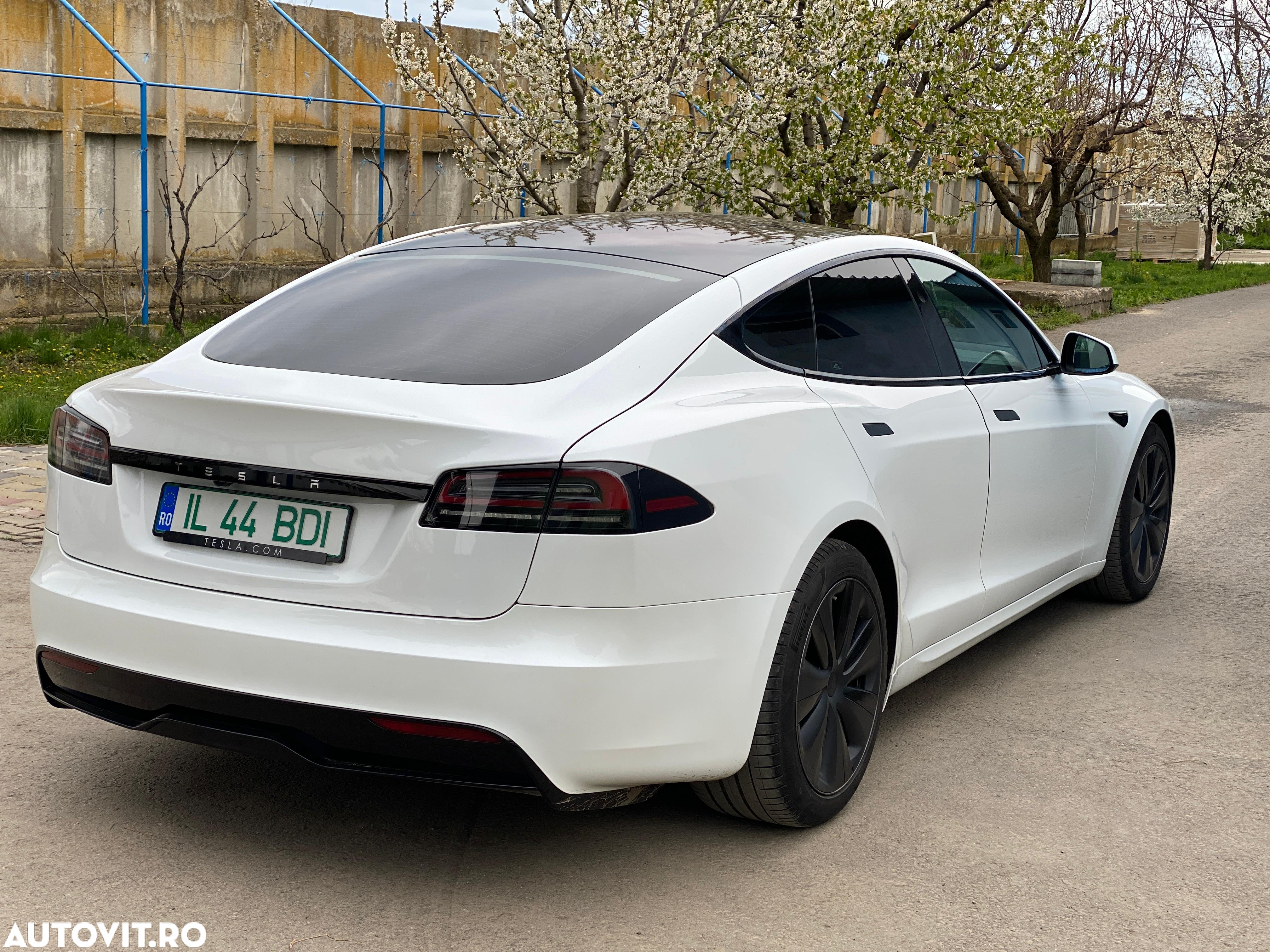 Tesla Model S Long Range - 4