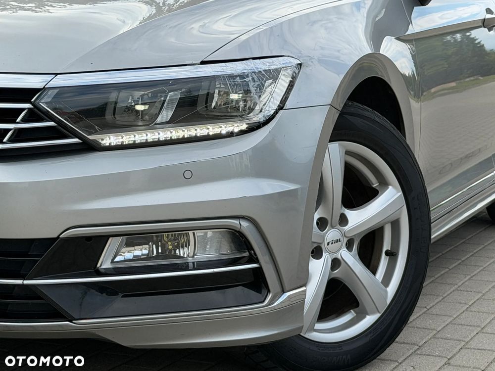 Volkswagen Passat 1.6 TDI (BlueMotion Technology) Comfortline - 28