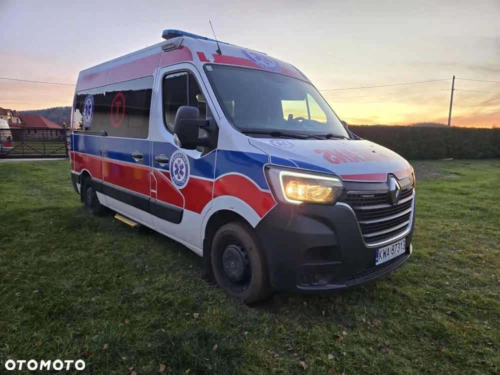 Renault Master Ambulans karetka