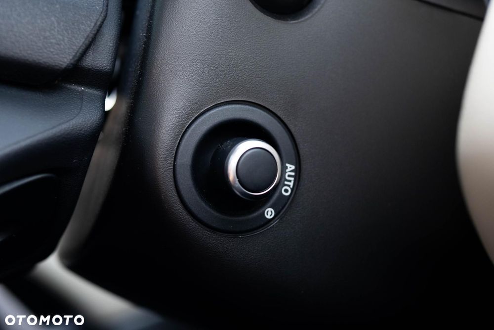 Land Rover Range Rover - 31