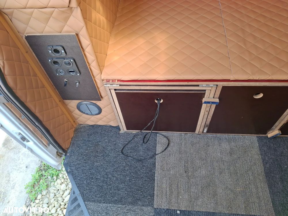 Mercedes-Benz Sprinter - 7