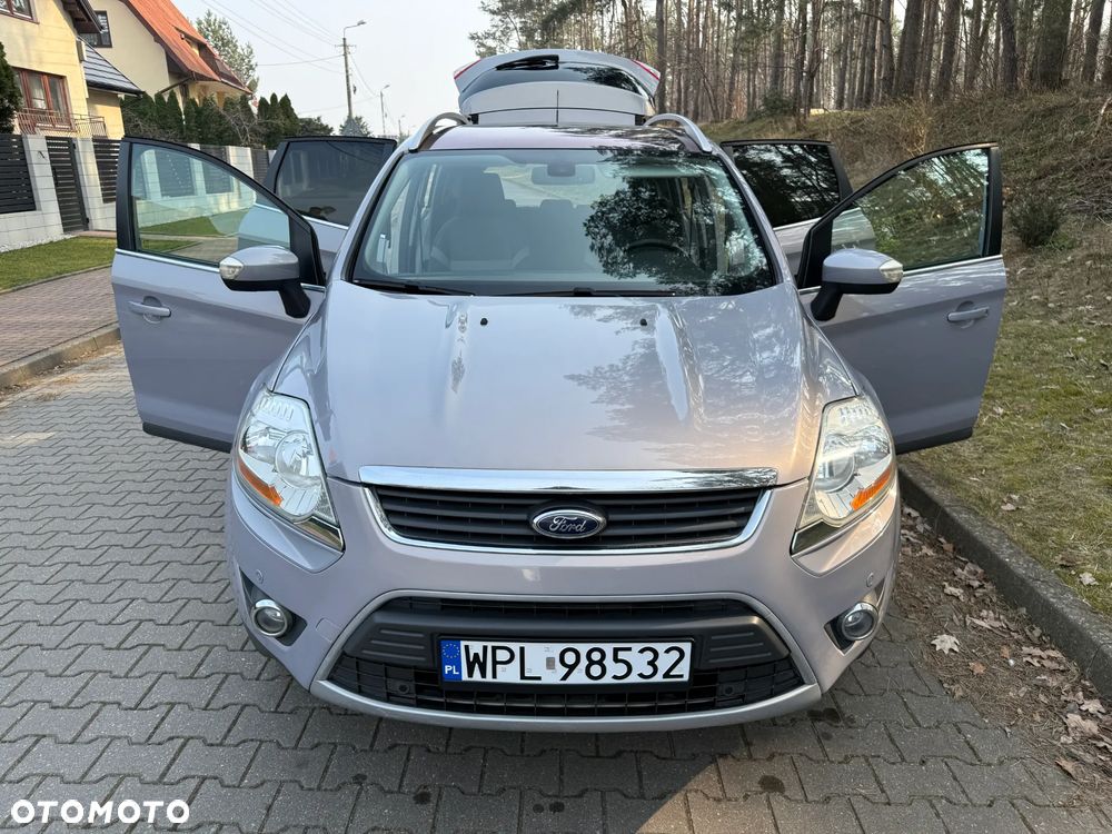 Ford Kuga 2.0 TDCi 2x4 Titanium - 16