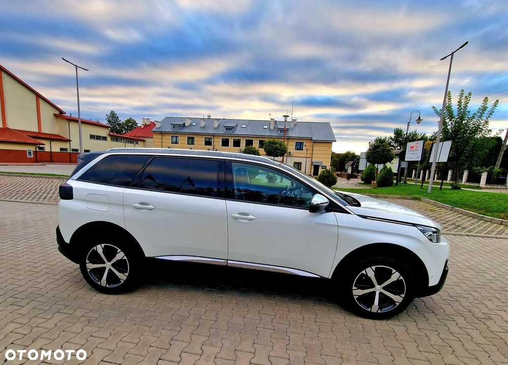 Peugeot 5008 1.6 PureTech Allure S&S EAT8 - 4