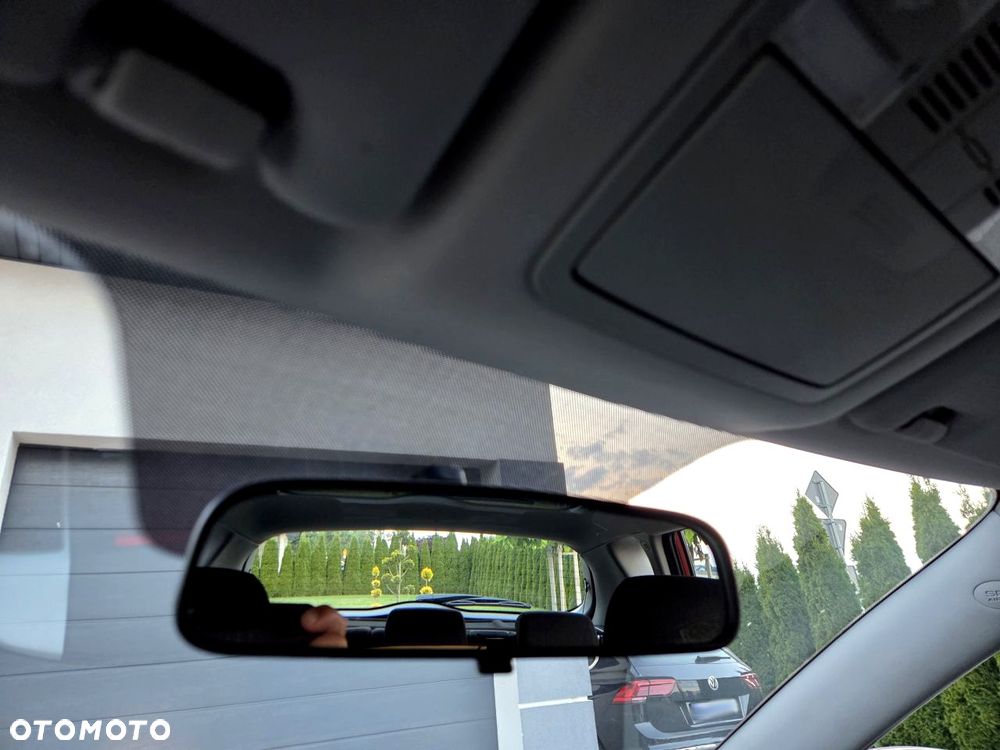 Kia Ceed - 28