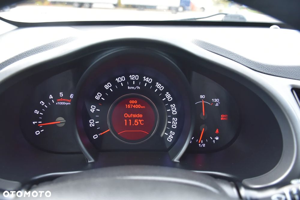 Kia Sportage - 15