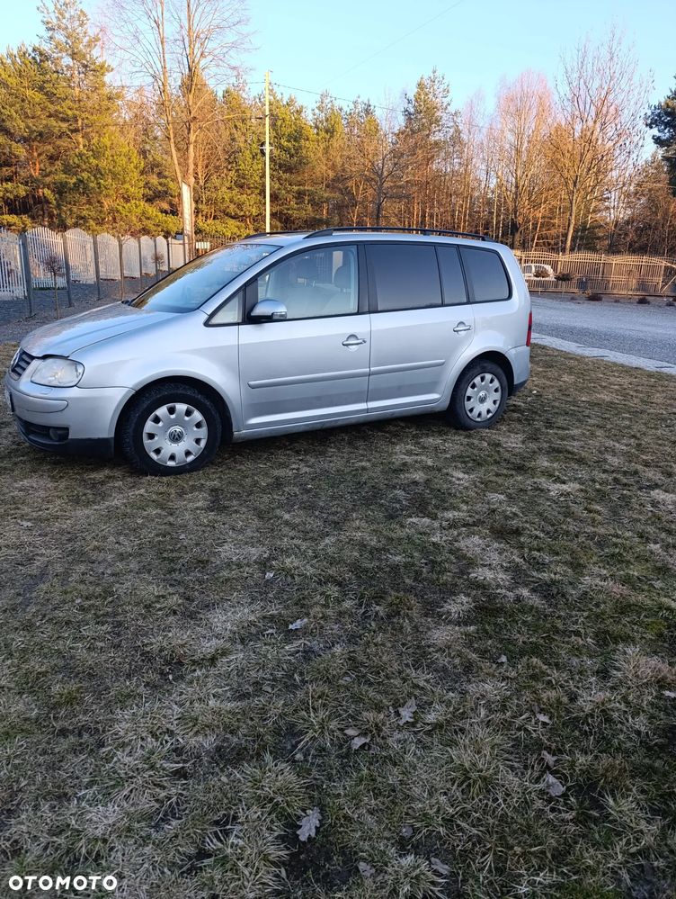 Volkswagen Touran 1.9 TDI Conceptline - 2